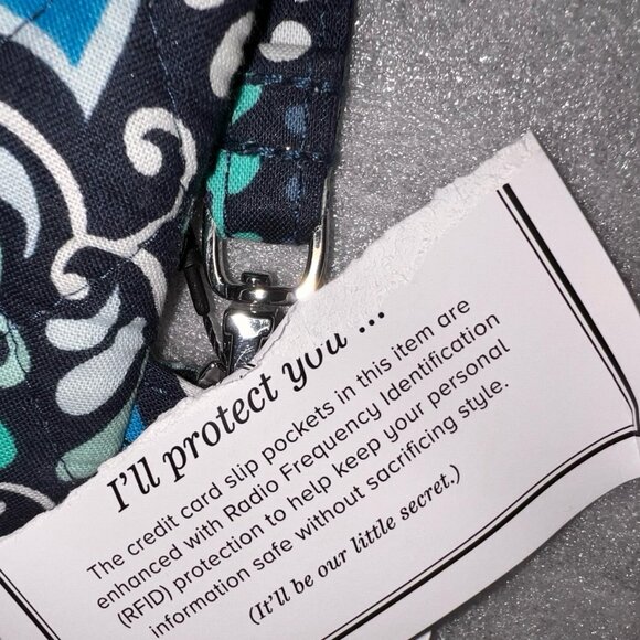 Vera Bradley RFID Tech Wristlet Clear Touch Screen Back NWT - Picture 4 of 9